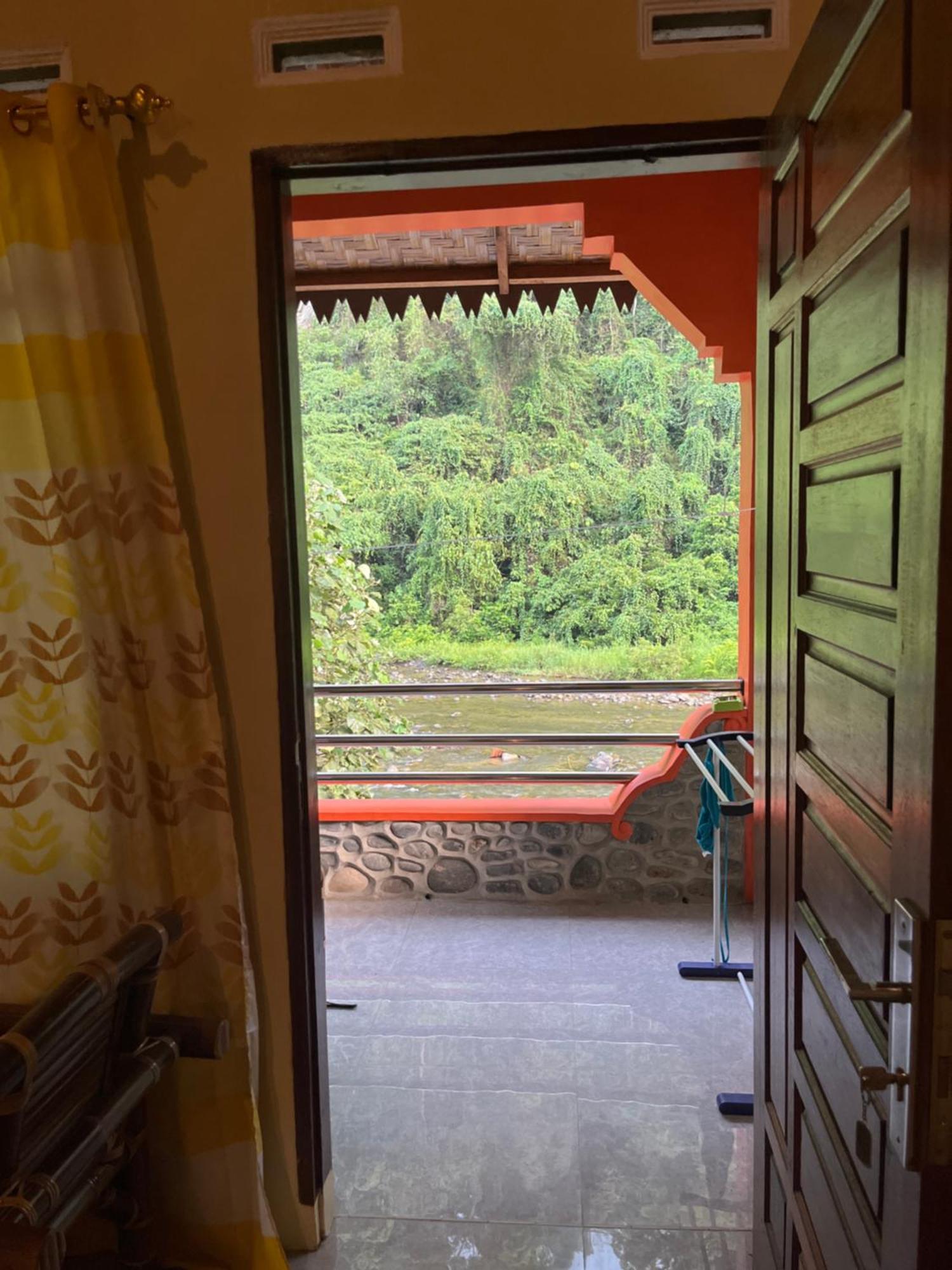 Ridho'S Homestay & Jungle Trekking بوكيت لاوانج المظهر الخارجي الصورة